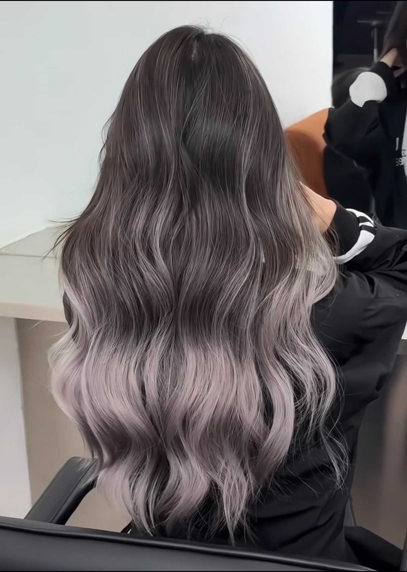 sau khi nhuộm bao lâu thì được gội đầu - The One Hair Salon