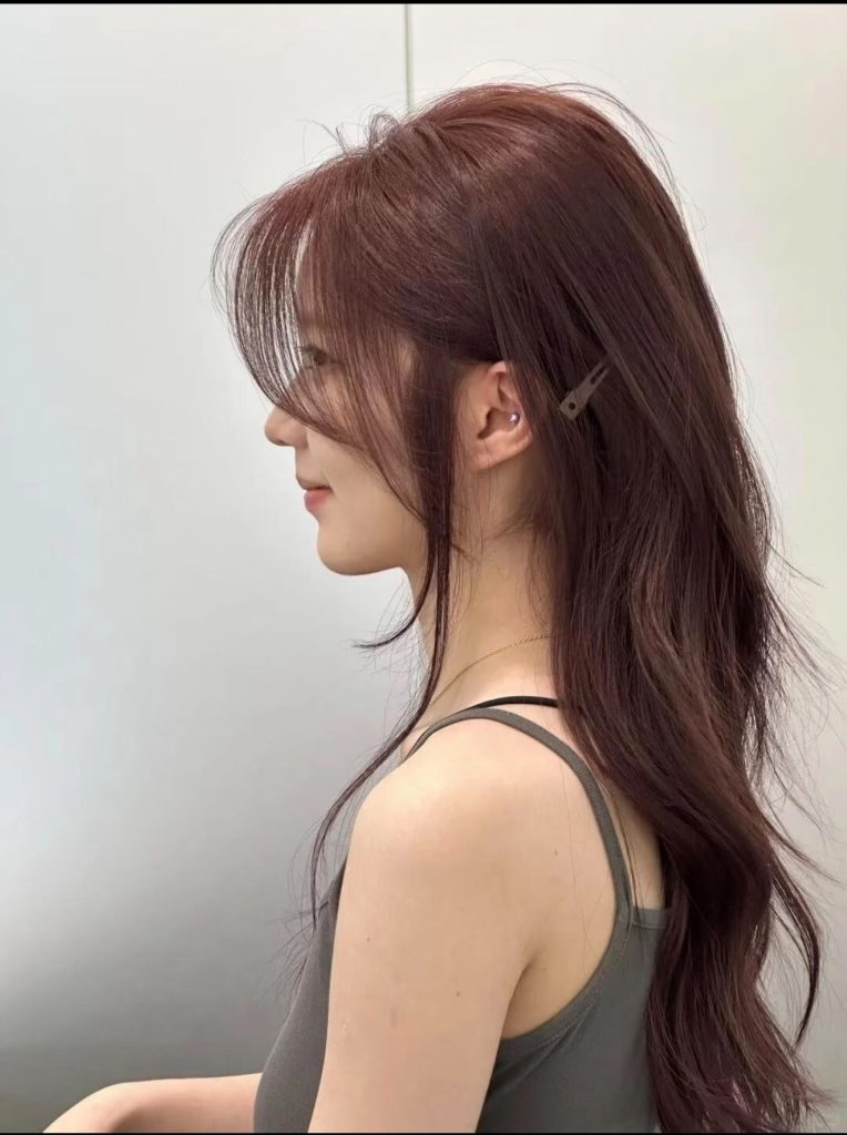 Mẫu tóc nữ đẹp màu nhuộm không tẩy tại The One Hair Salon